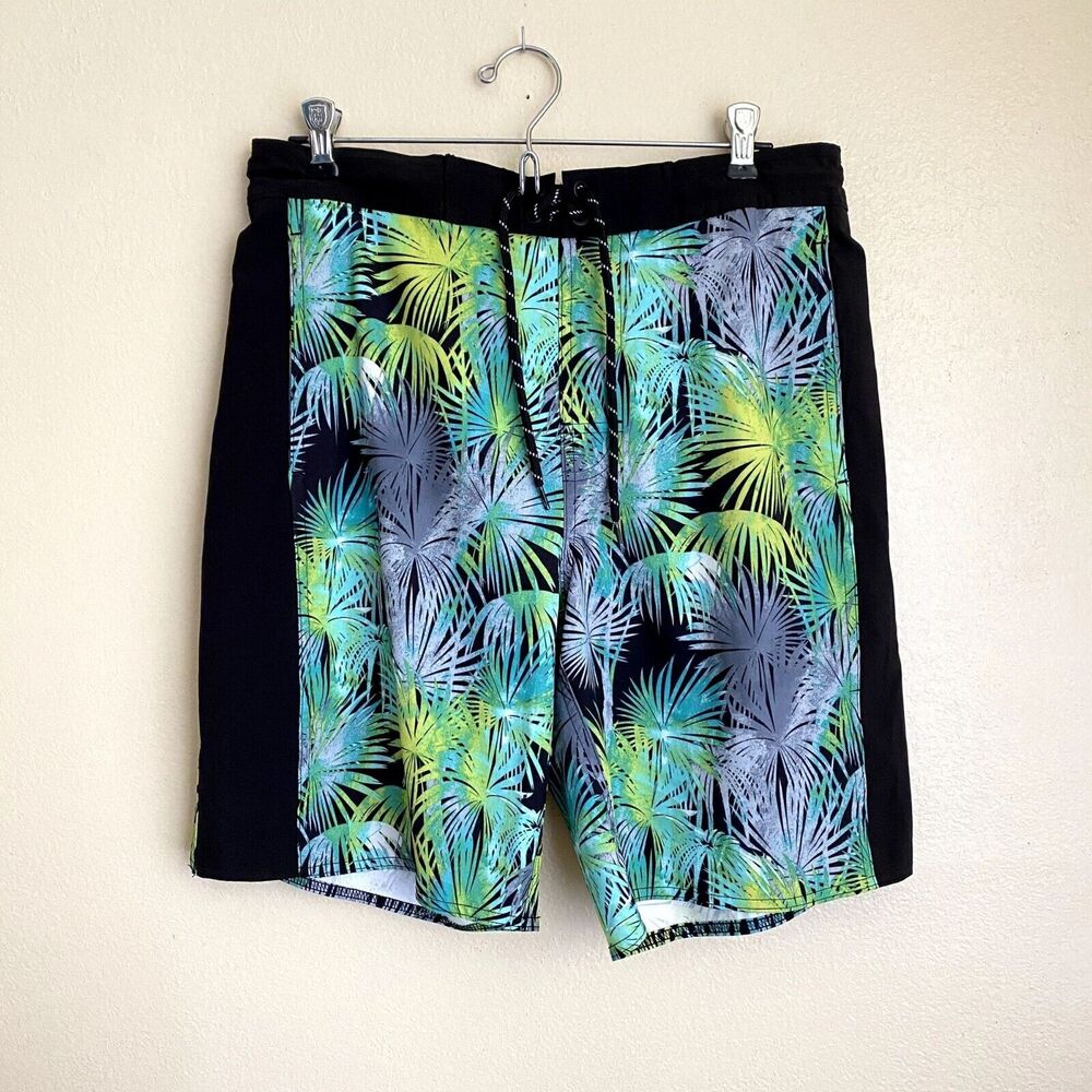 George Medium 32-34 Men's Swim Trunks Palm Trees Green Black Pockets Drawstring
